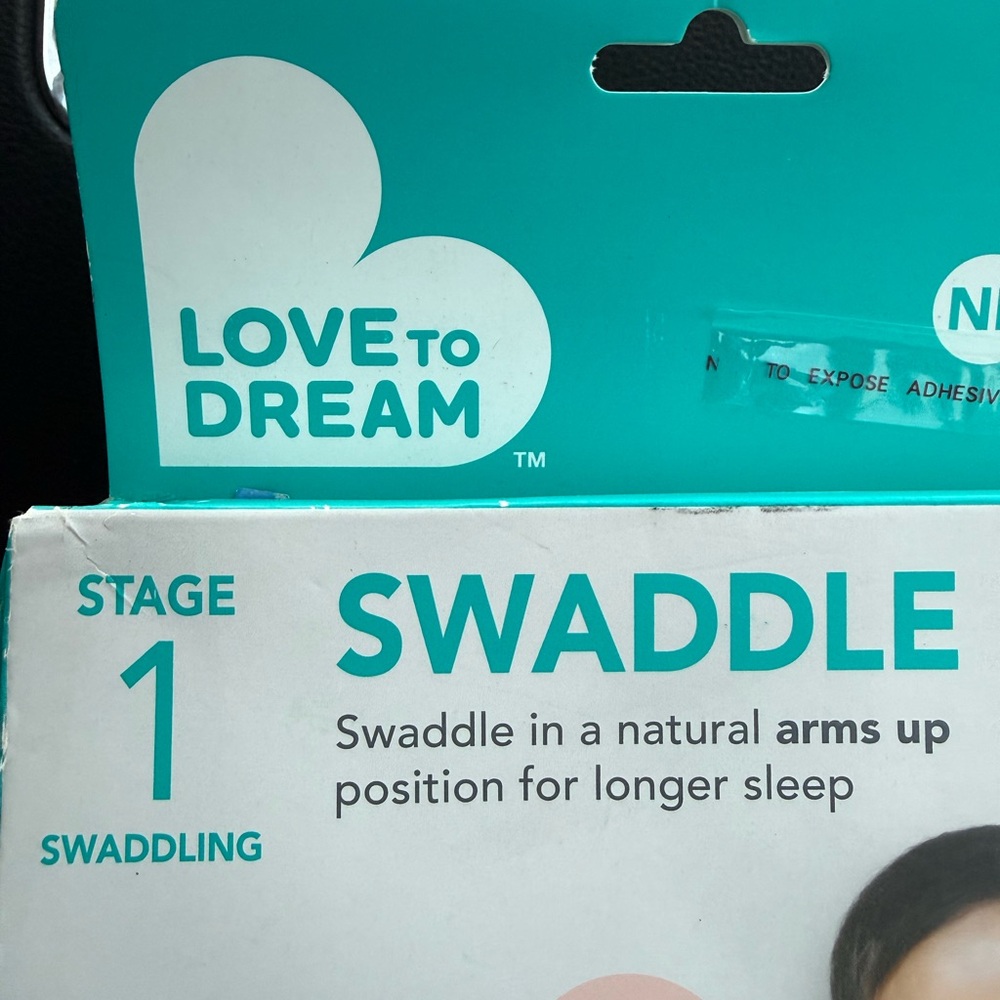 Love to Dream grey and white Swaddle up